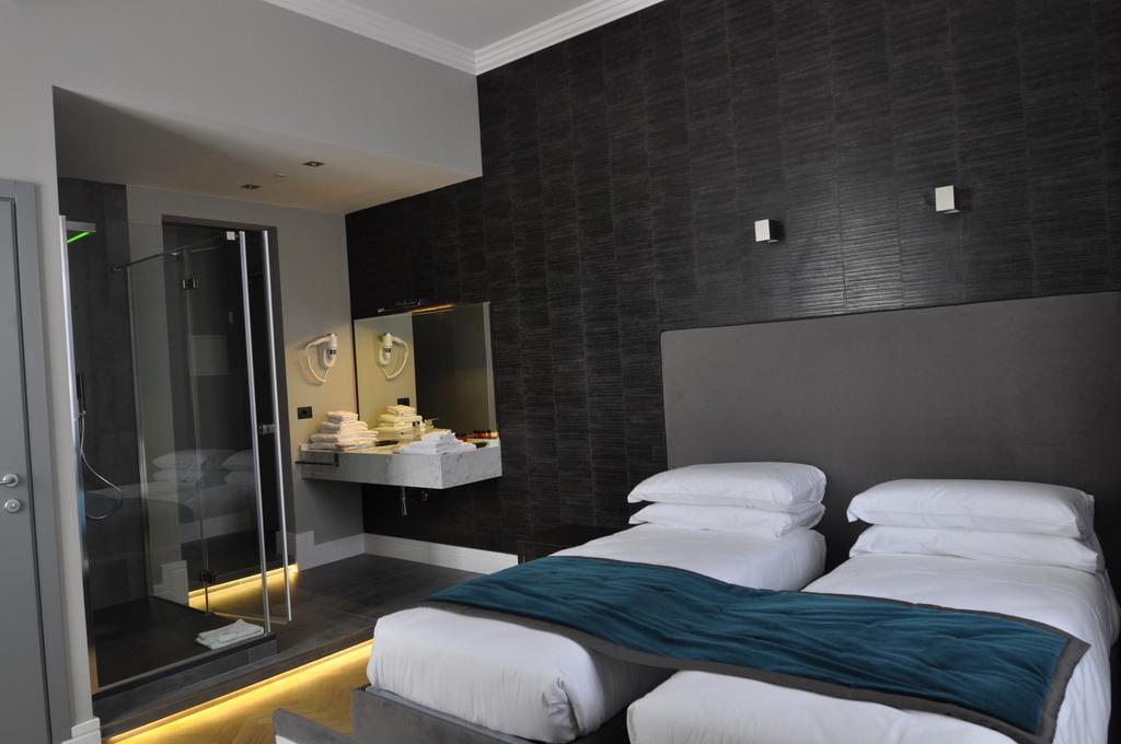 Place 24 Suites&Wellness Rom Zimmer foto