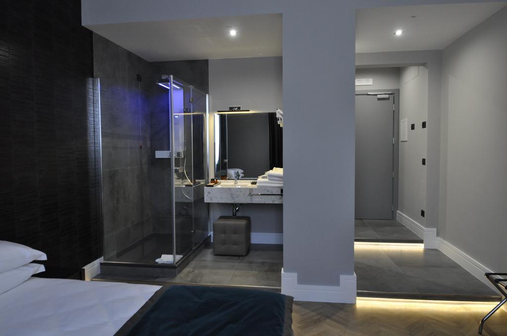 Place 24 Suites&Wellness Rom Zimmer foto